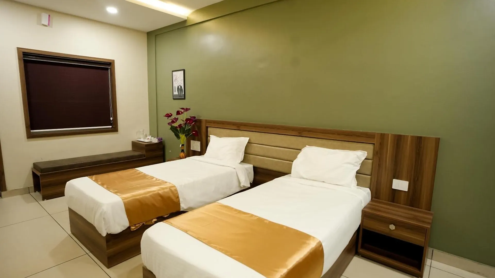 Hotel Grand View Residency Nīleshwar 3*,  Indie