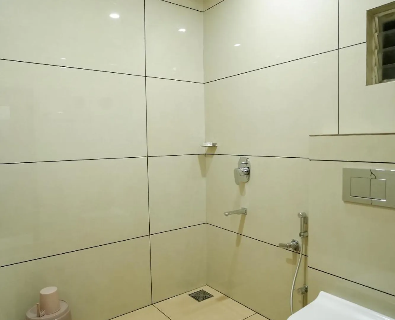 Hotel Grand View Residency Nīleshwar 3*,