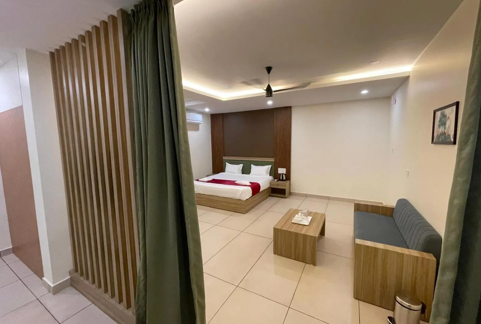 ***  Hotel Grand View Residency Nīleshwar Indie