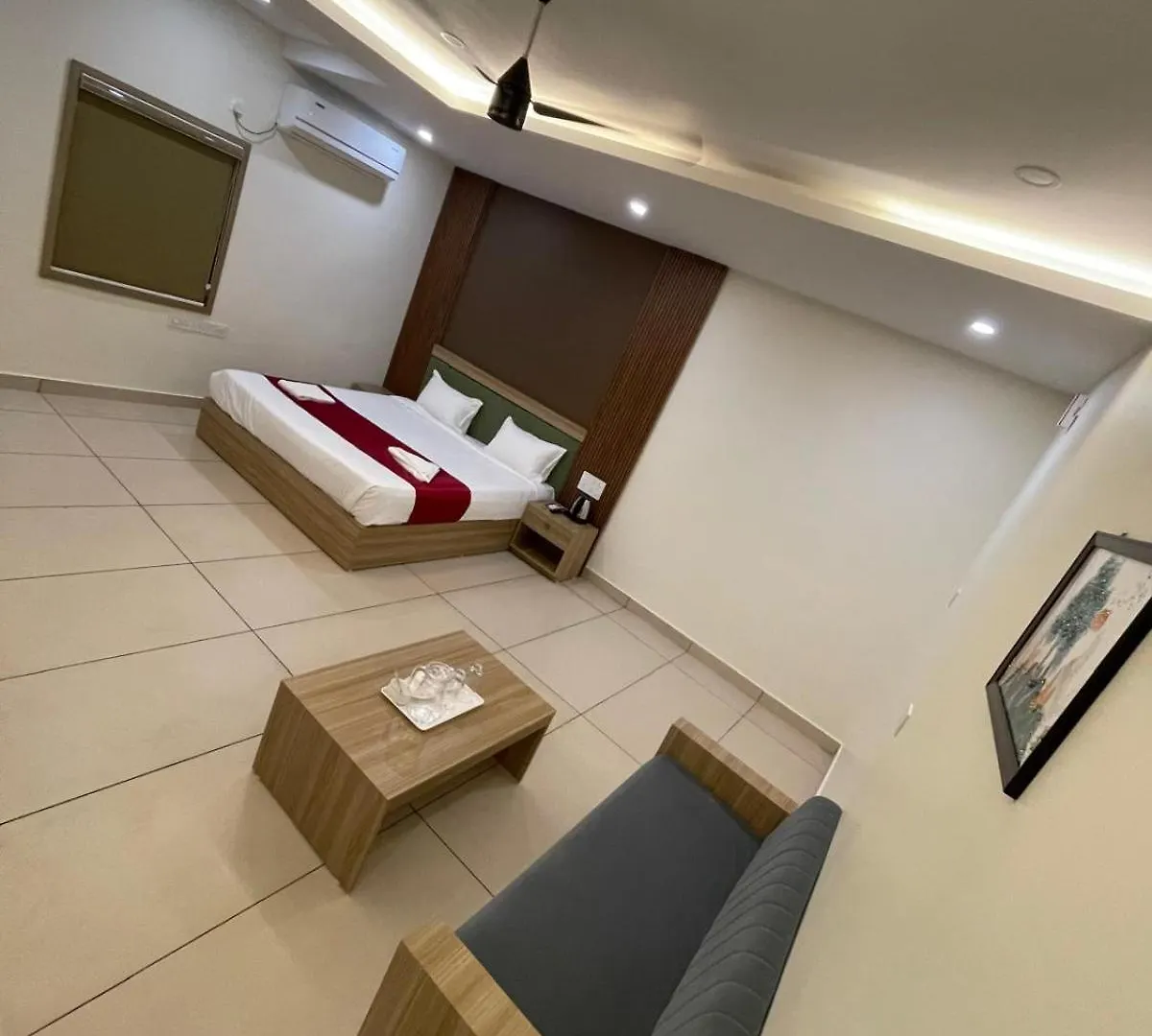 Hotel Grand View Residency Nīleshwar 3*,  Indie