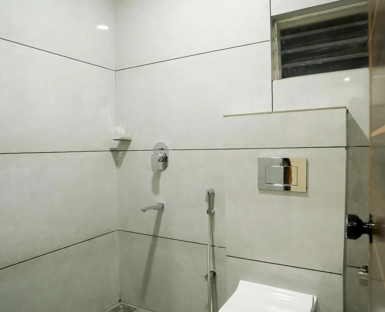 ホテル Grand View Residency Nīleshwar
