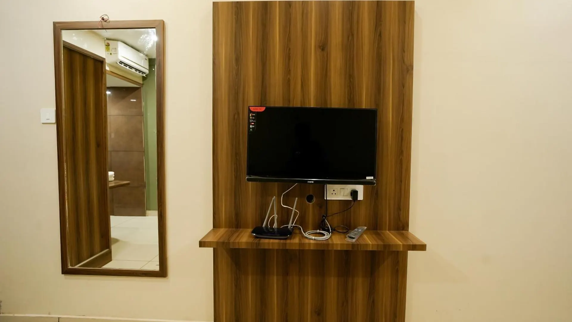 ホテル Grand View Residency Nīleshwar